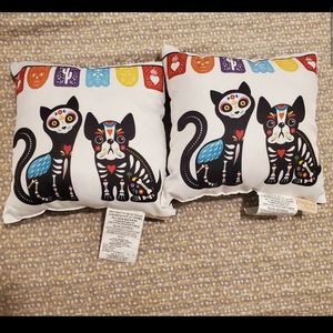 Stratford Home Halloween  Home decor pillows.
